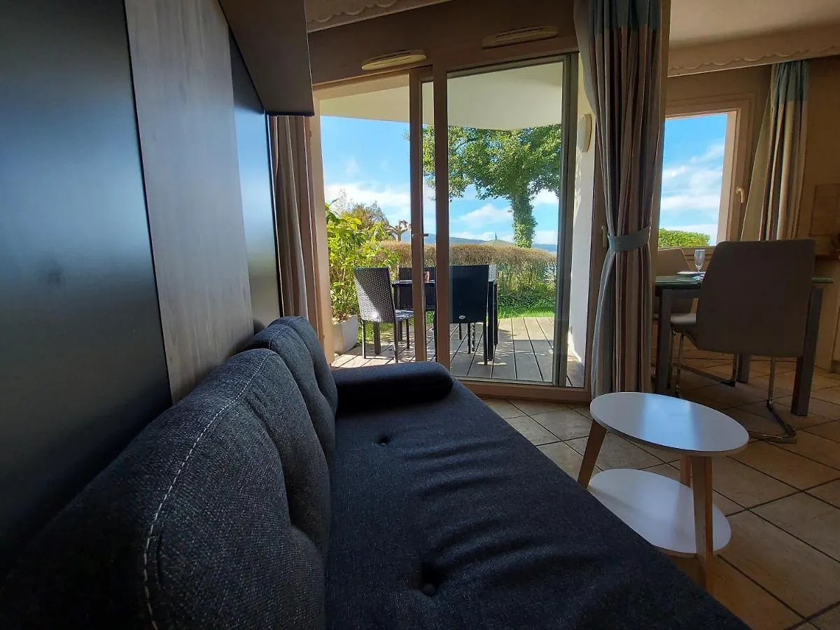 Appartement Studio les Pieds dans L'eau Duingt