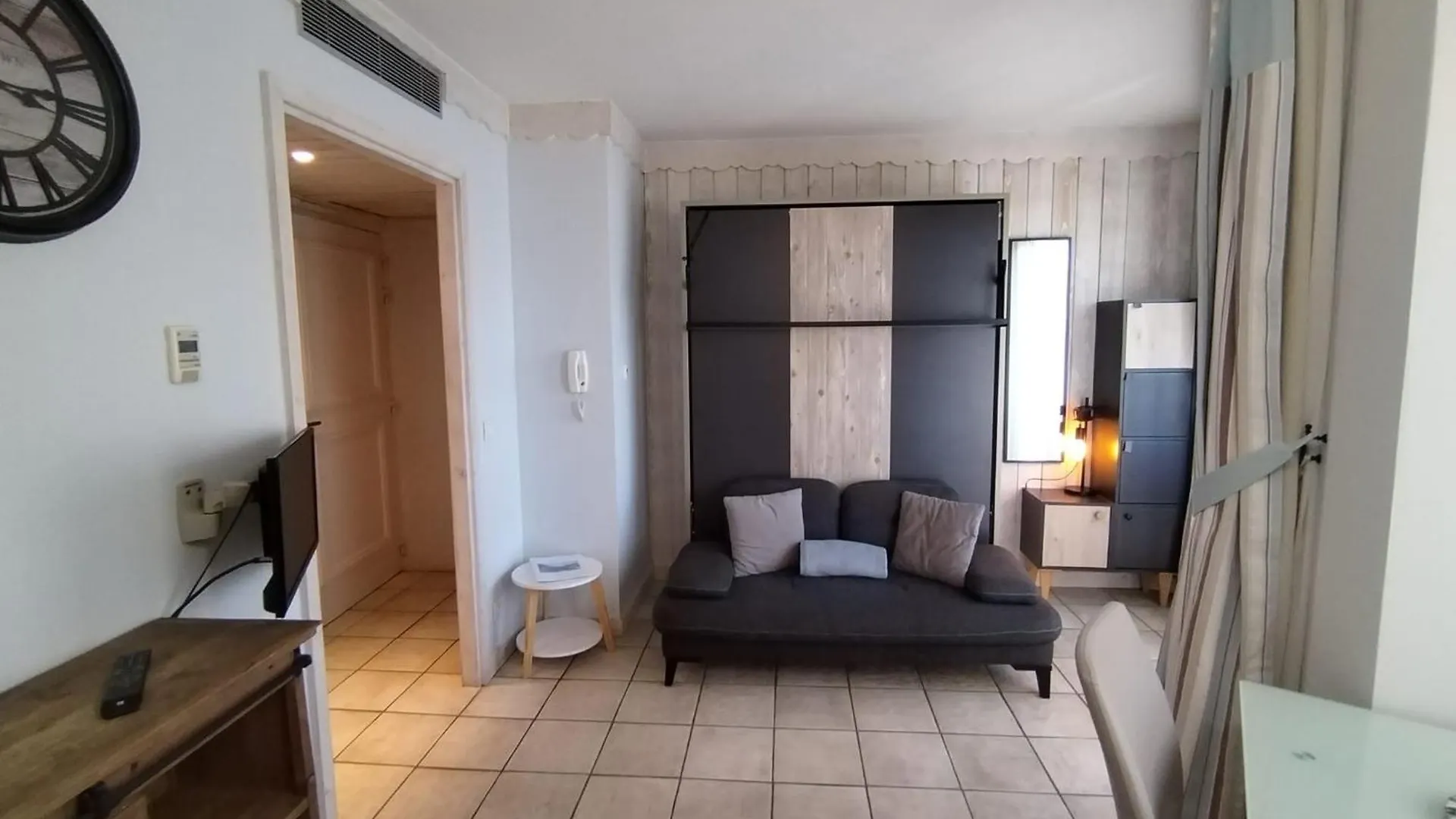 Studio les Pieds dans L'eau Duingt Appartement